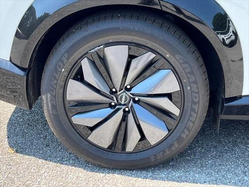 2025 Nissan ARIYA PLATINUM+