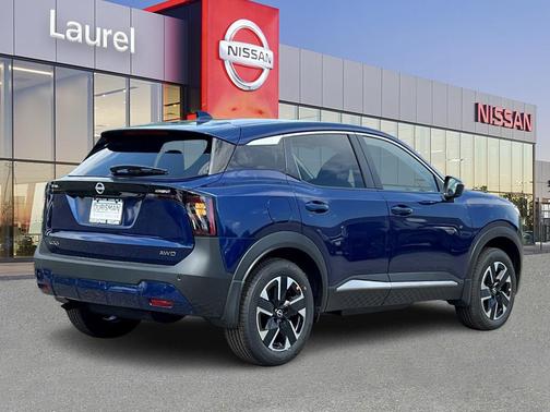 2025 Nissan Kicks SV