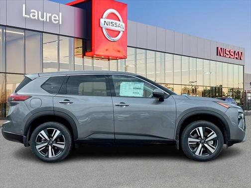 2025 Nissan Rogue SL