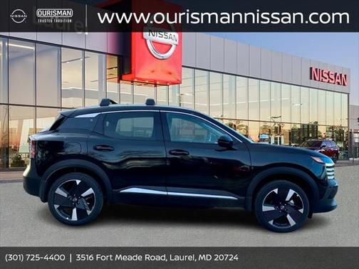 2025 Nissan Kicks SR