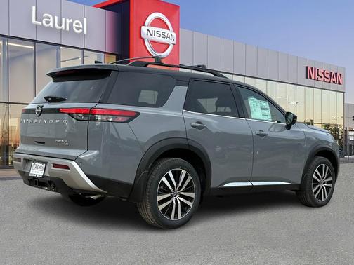 2025 Nissan Pathfinder Platinum 4WD