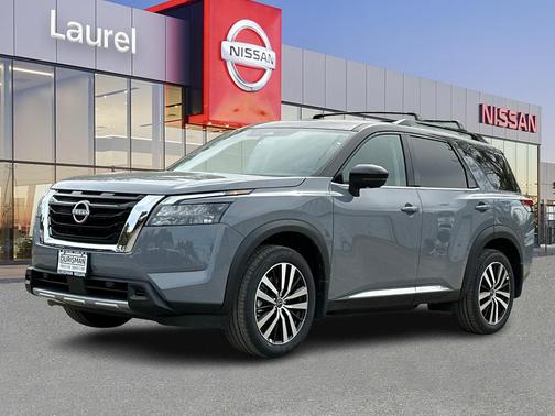 2025 Nissan Pathfinder Platinum 4WD