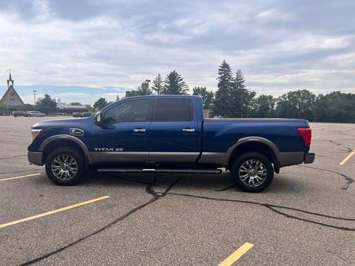 2017 Nissan Titan XD Platinum Reserve