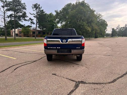 2017 Nissan Titan XD Platinum Reserve