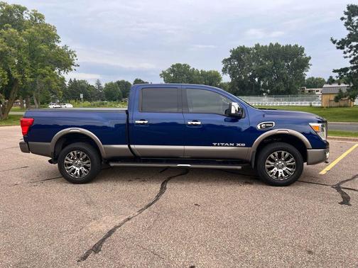 2017 Nissan Titan XD Platinum Reserve