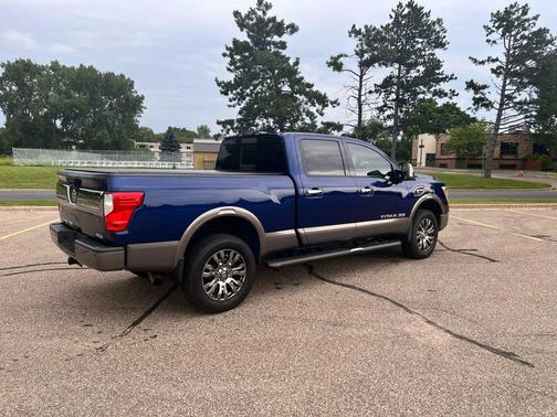 2017 Nissan Titan XD Platinum Reserve