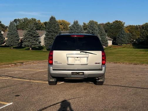 2010 GMC Yukon SLT