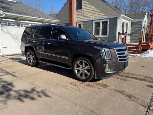 2015 Cadillac Escalade Luxury