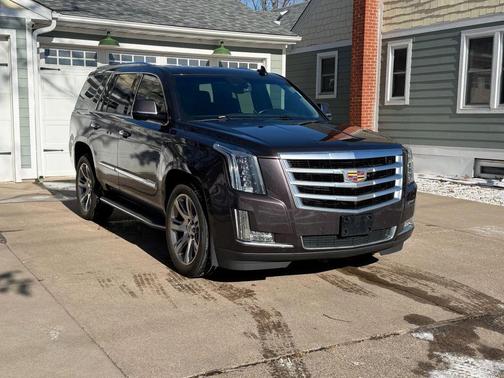 2015 Cadillac Escalade Luxury