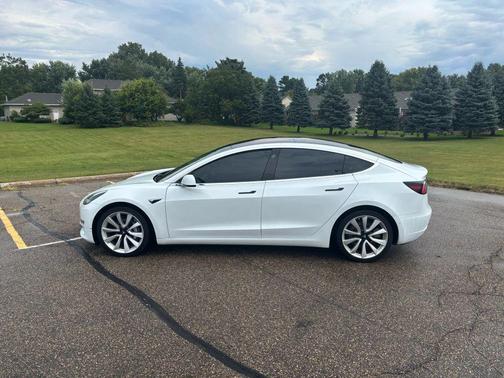 2018 Tesla Model 3 Performance