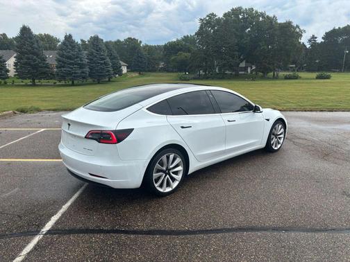 2018 Tesla Model 3 Performance