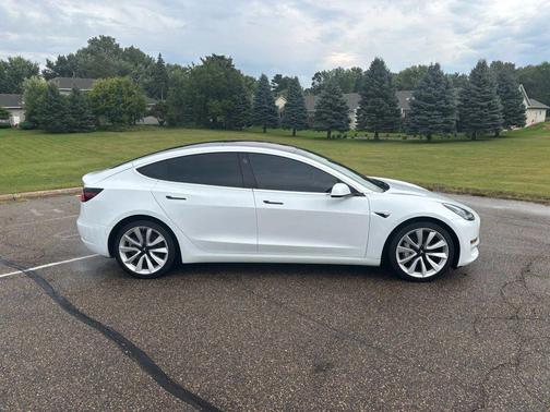 2018 Tesla Model 3 Performance
