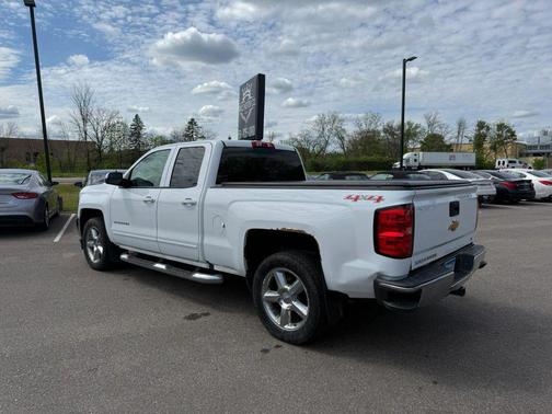 White 2017 Chevrolet Silverado 1500 1LT
