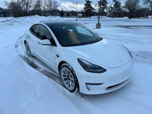2022 Tesla Model 3 Long Range