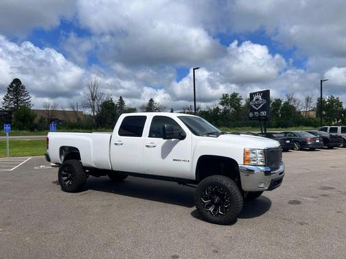 2007 Chevrolet Silverado 2500 LTZ H/D Crew Cab