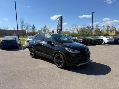 Black 2018 Chevrolet Trax LT