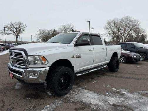 2017 RAM 2500 Big Horn Crew Cab 4x4 6'4' Box
