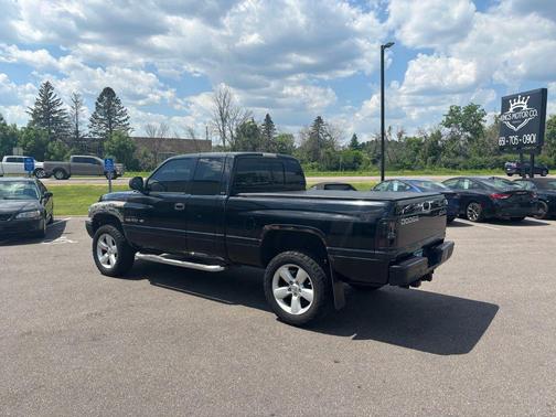 2001 Dodge Ram 1500 Short Bed