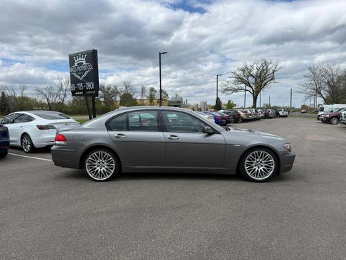 Gray 2008 BMW 750 I