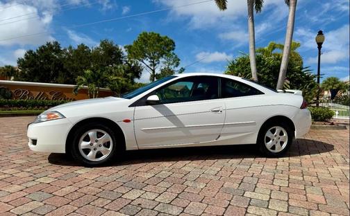 2001 Mercury Cougar V6