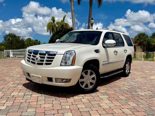 2008 Cadillac Escalade Base