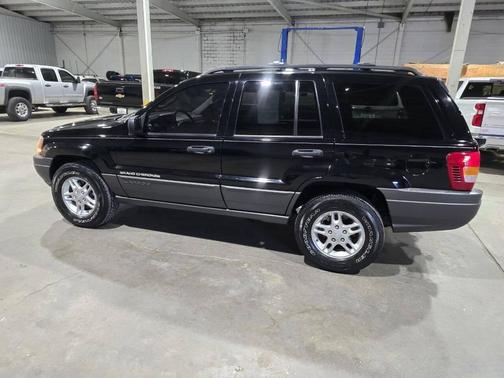 2002 Jeep Grand Cherokee Laredo