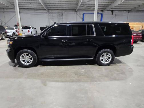2016 Chevrolet Suburban LT