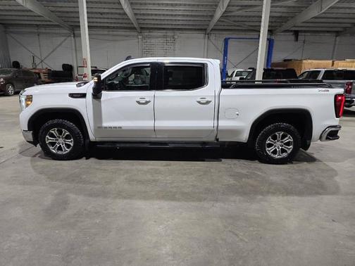 Summit White 2020 GMC Sierra 1500 SLE
