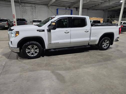 Summit White 2020 GMC Sierra 1500 SLE