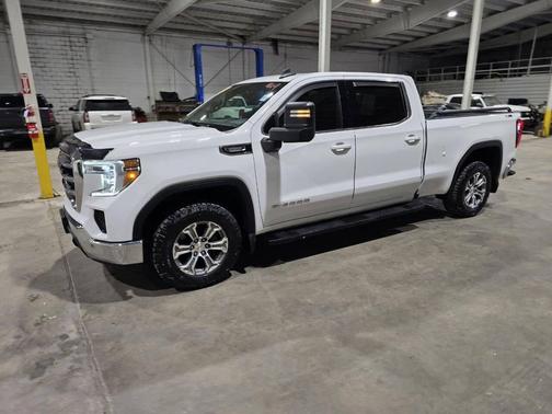 Summit White 2020 GMC Sierra 1500 SLE