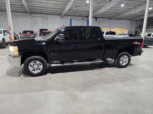Black 2008 Chevrolet Silverado 2500 LTZ H/D Crew Cab