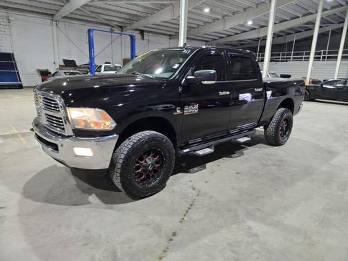 2015 RAM 2500 Big Horn 4x4 4dr Crew Cab 6.3 ft. SB Pickup