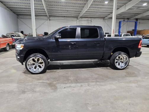 Maximum Steel Metallic Clearcoat 2019 RAM 1500 Big Horn