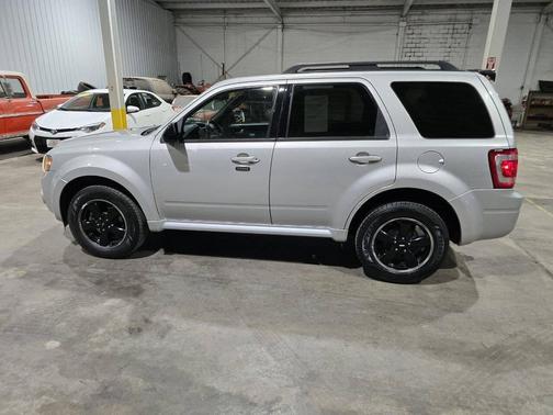 2009 Ford Escape XLT