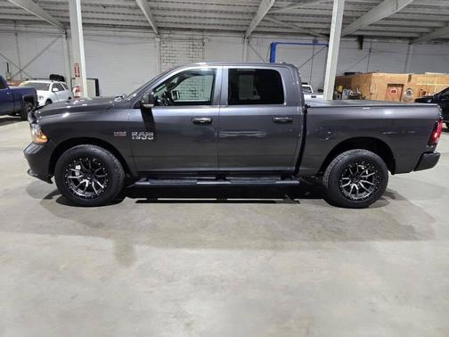 2016 RAM 1500 Sport