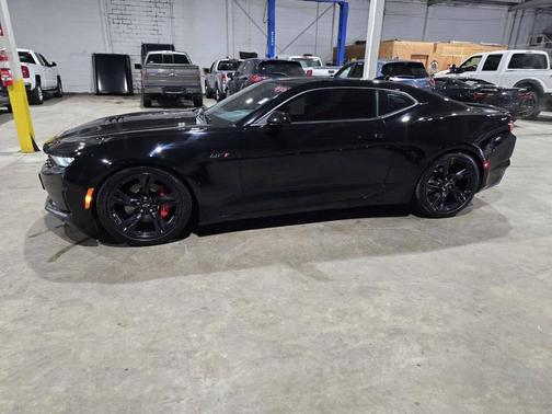 2021 Chevrolet Camaro LT1 2dr Coupe