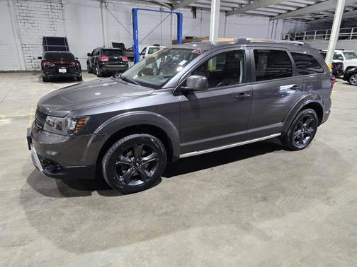 2018 Dodge Journey Crossroad