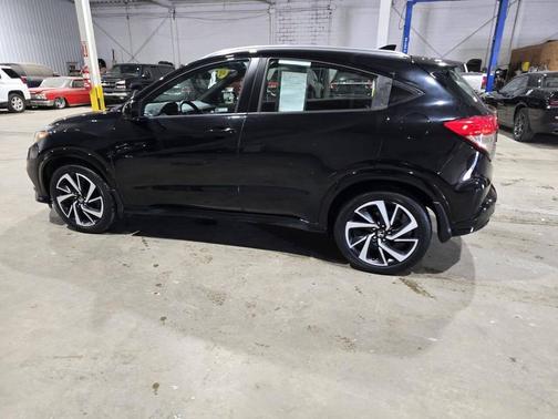 2019 Honda HR-V Sport AWD 4dr Crossover