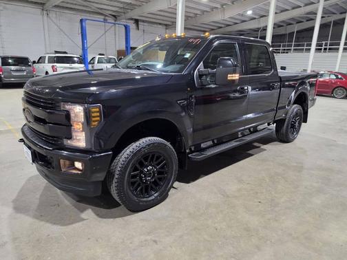 Black Metallic 2019 Ford F-250 Lariat