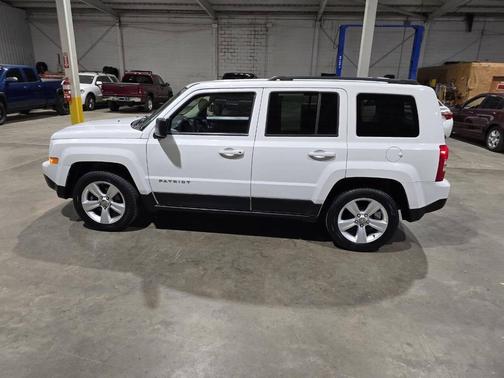 2016 Jeep Patriot Latitude