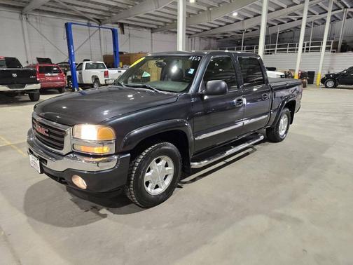 2005 GMC Sierra 1500 SLE Crew Cab