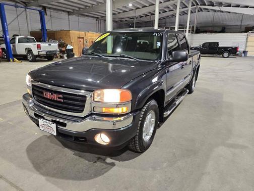 2005 GMC Sierra 1500 SLE Crew Cab