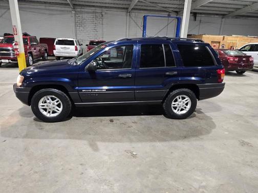 2004 Jeep Grand Cherokee Laredo