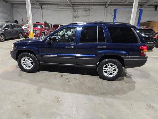 2004 Jeep Grand Cherokee Laredo