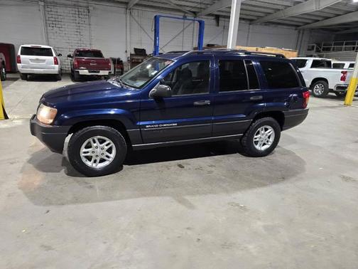 2004 Jeep Grand Cherokee Laredo
