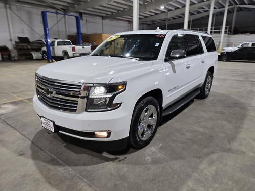 Summit White 2016 Chevrolet Suburban LTZ