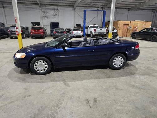 2005 Chrysler Sebring Base
