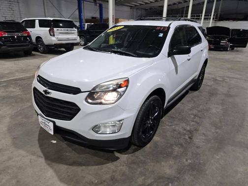 Summit White 2017 Chevrolet Equinox 1LT