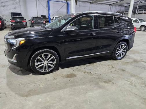 Ebony Twilight Metallic 2019 GMC Terrain Denali