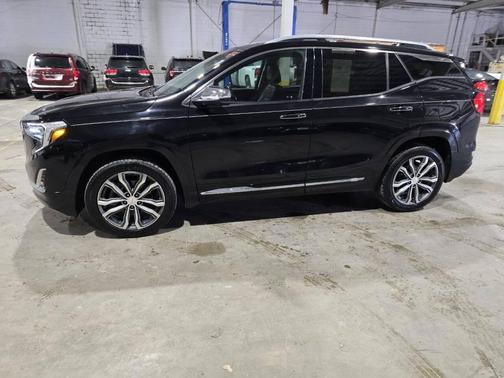 Ebony Twilight Metallic 2019 GMC Terrain Denali